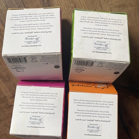 SANRIO (Creme Shop)-4 NWT Character Bath Bomb Set - Picture 8 of 9